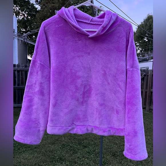 Tops - Cozy super soft crop